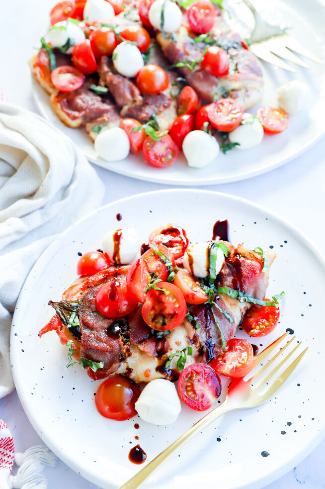 Easy caprese chicken saltimbocca with lemon, prosciutto, and basil